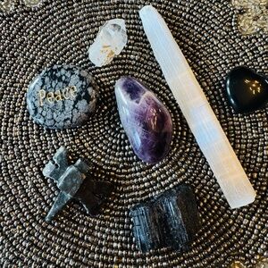 7pc Crystal Bundle, protection, Peace, cleansing